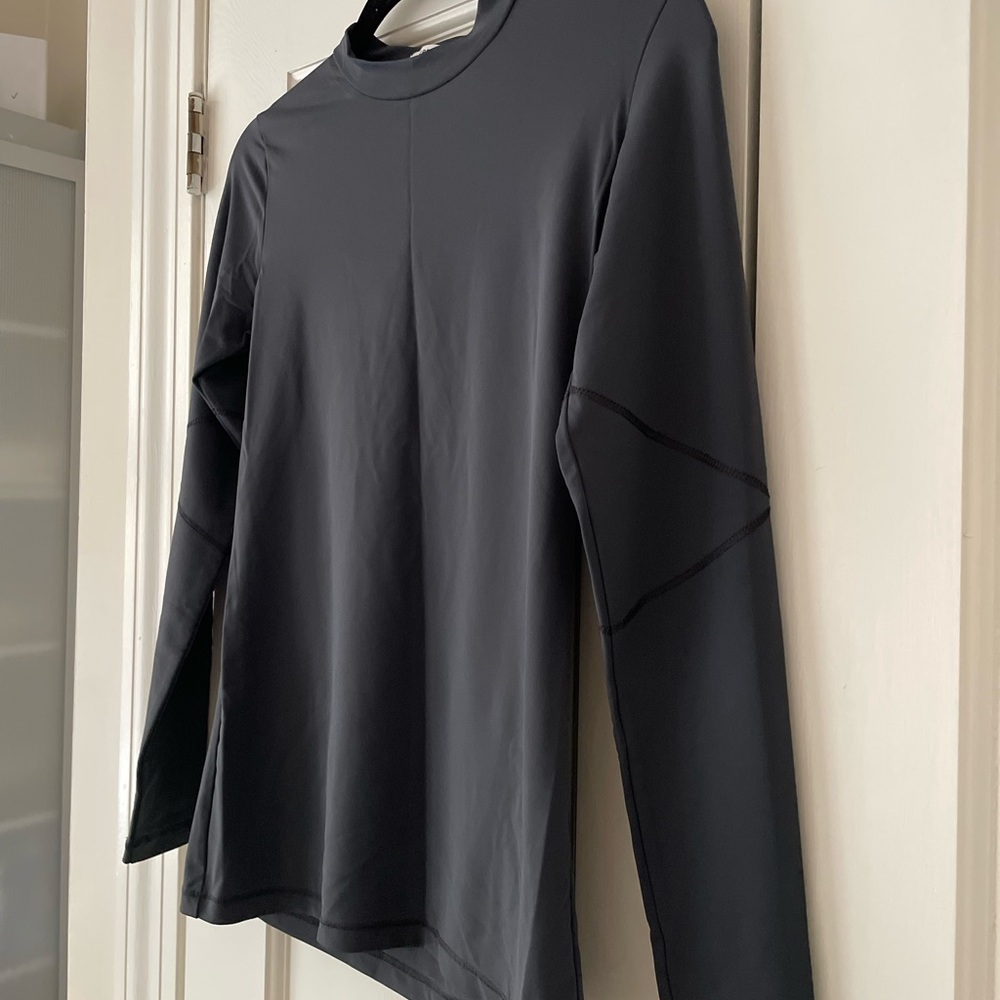 Emerson Fry | Gray Long Sleeve Active Top - Picture 3 of 10